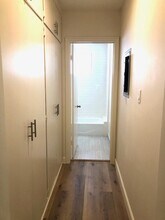 1320 N Martel Ave, Unit 6 in Los Angeles, CA - Foto de edificio - Building Photo