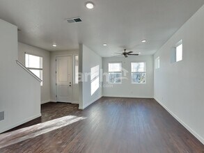 23624 E 2nd Pl in Aurora, CO - Foto de edificio - Building Photo