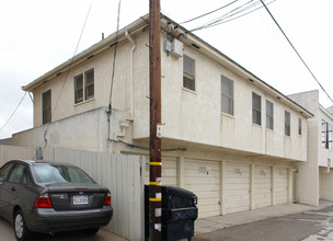 3936-3940 Utah St in San Diego, CA - Foto de edificio - Building Photo