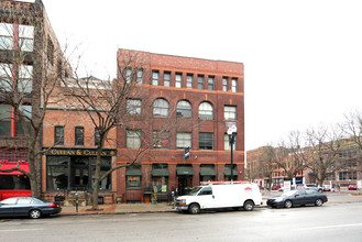 1115 Harney Street in Omaha, NE - Foto de edificio - Building Photo