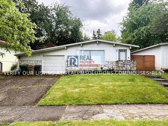 property at 1118 Oak St