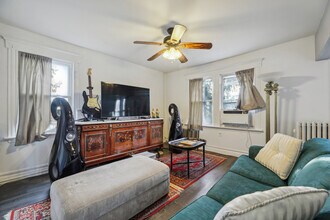 197 Montgomery St-Unit -2 in Bloomfield, NJ - Building Photo - Building Photo