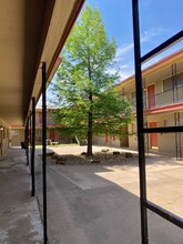 Riverstone Apartments in Lubbock, TX - Building Photo - Building Photo