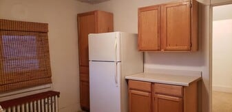 208 W 3rd Ave in Keewatin, MN - Building Photo