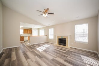 957 Country Ln in Indianapolis, IN - Building Photo - Building Photo