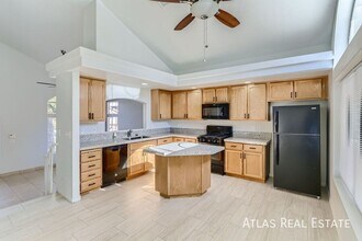 8717 Texas Bronco Ave in Las Vegas, NV - Building Photo - Building Photo