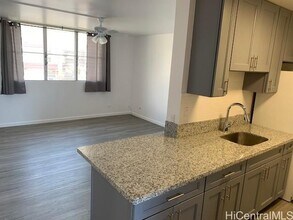 633 Nalanui St in Honolulu, HI - Building Photo - Building Photo