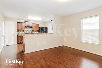 17203 Osprey Landing Dr in Hockley, TX - Foto de edificio - Building Photo