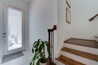 2938 Alice St in Houston, TX - Foto de edificio - Building Photo