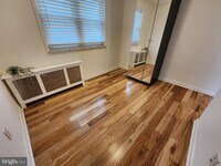 2327 S Rosewood St photo'