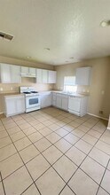 1038 Grand Plains Dr in Houston, TX - Building Photo - Building Photo