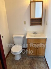 241 Sexton St in Struthers, OH - Building Photo - Building Photo