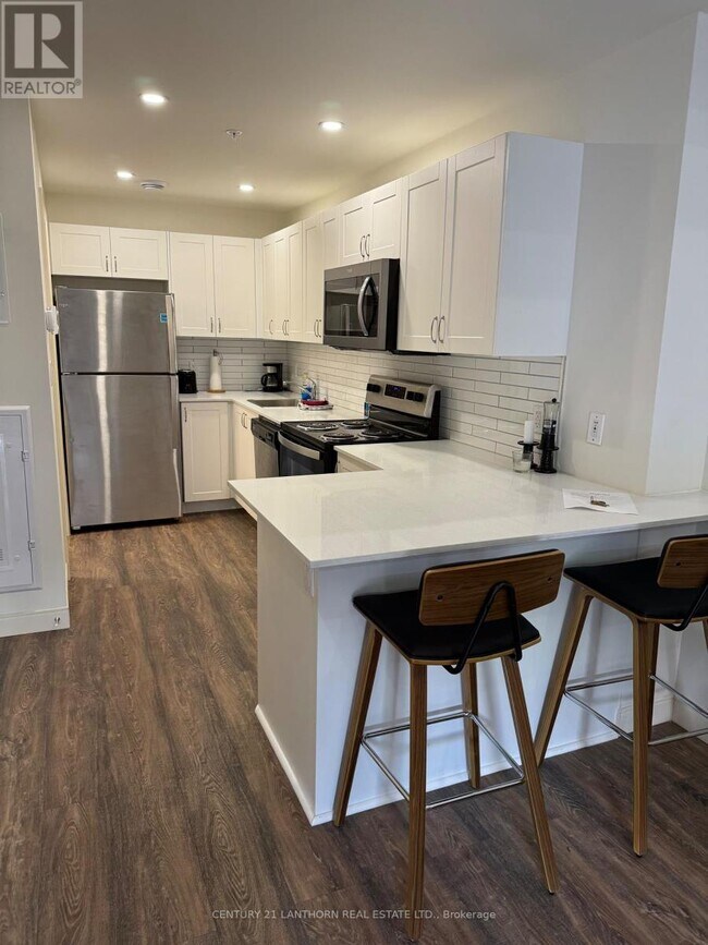 135 Station St in Belleville, ON - Building Photo - Building Photo