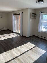 Falcon View Apartments in Falcon Heights, MN - Building Photo - Building Photo