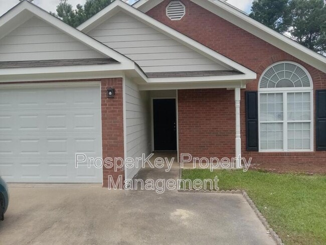 property at 721 Pine Hill Ct