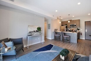 The Phoenix at Troy Crossing Apartments in Troy, MI - Building Photo