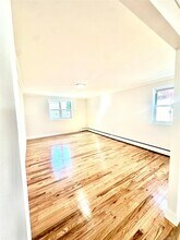 495 Kimball Ave in Yonkers, NY - Building Photo - Building Photo