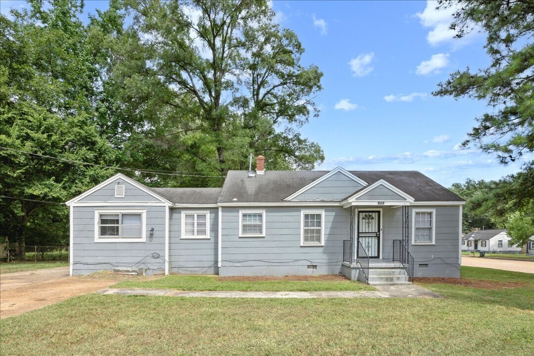 2724 Steele St in Memphis, TN - Building Photo