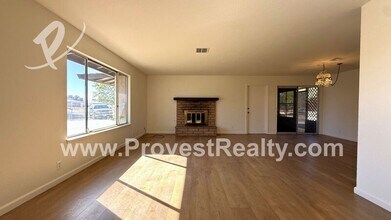 21952 Resoto Rd in Apple Valley, CA - Building Photo - Building Photo