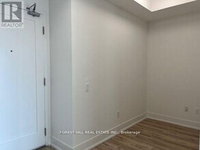 310-310 Tweedsmuir Ave in Toronto, ON - Building Photo - Building Photo