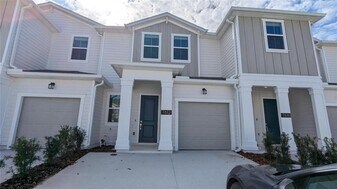 7612 Danube Rd in Kissimmee, FL - Building Photo