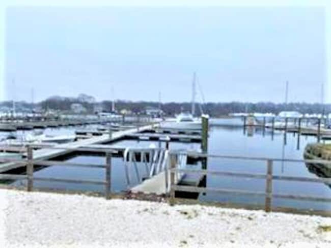 14 Seminole St in Warwick, RI - Building Photo - Building Photo