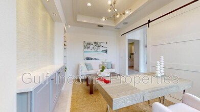 318 Whistler Gln in Bradenton, FL - Building Photo - Building Photo