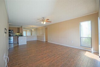 5748 Baywater Dr in Tampa, FL - Building Photo - Building Photo