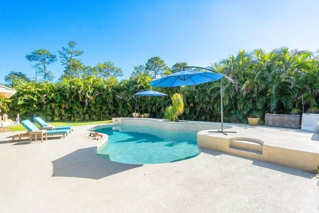 property at 17150 89th Pl N