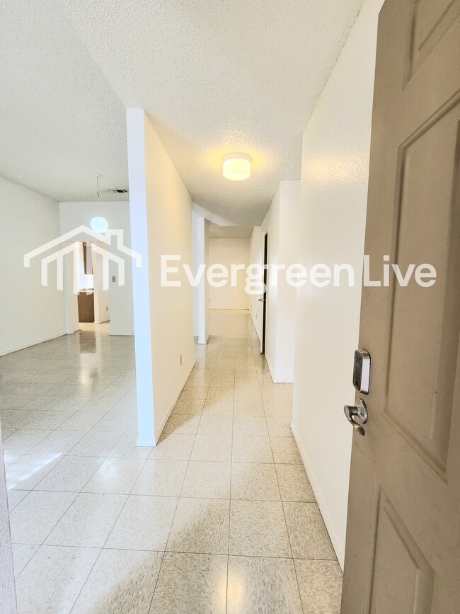 2302 Sandia Ct in Portales, NM - Building Photo - Building Photo