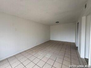 5739 Stiffkey Dr in San Antonio, TX - Building Photo - Building Photo