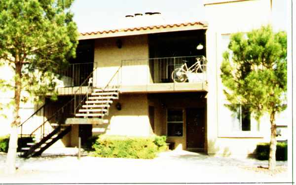 Charleston Heights in Las Vegas, NV - Building Photo - Building Photo