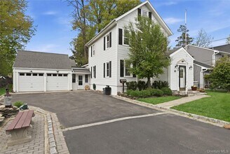 88 Coles St in Glen Cove, NY - Building Photo - Building Photo