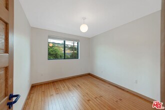 1/2 N Figueroa St in Los Angeles, CA - Building Photo - Building Photo