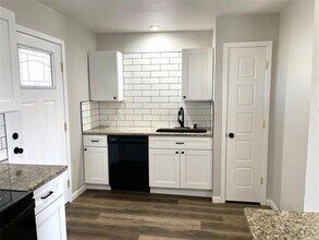 817 Kingdom Cir in Waxahachie, TX - Building Photo - Building Photo