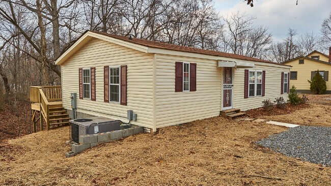 2644 Hwy 41 S in Greenbrier, TN - Building Photo - Building Photo