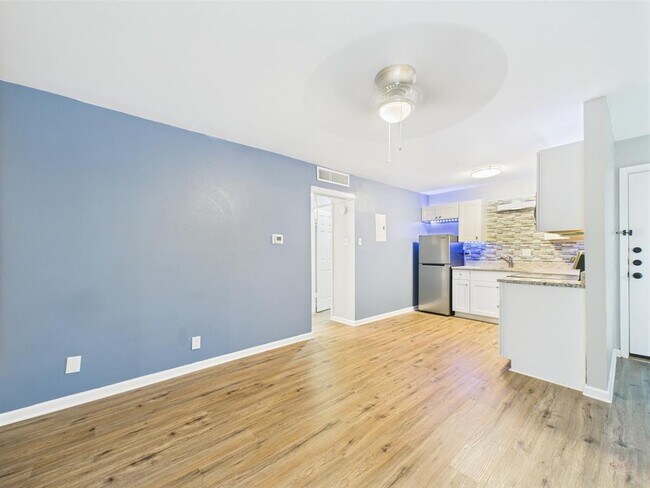 property at 1000 W 26th St