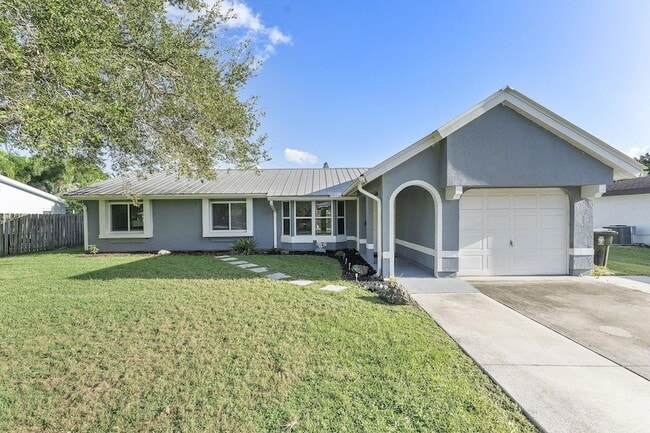 property at 1974 SE Tiffany Ave