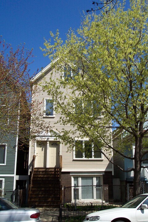 1644 W Barry Ave in Chicago, IL - Building Photo