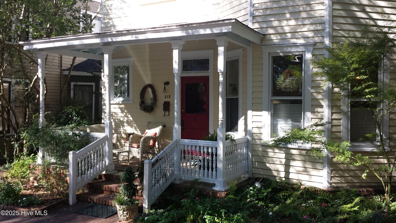 215 Ann St in Wilmington, NC - Building Photo
