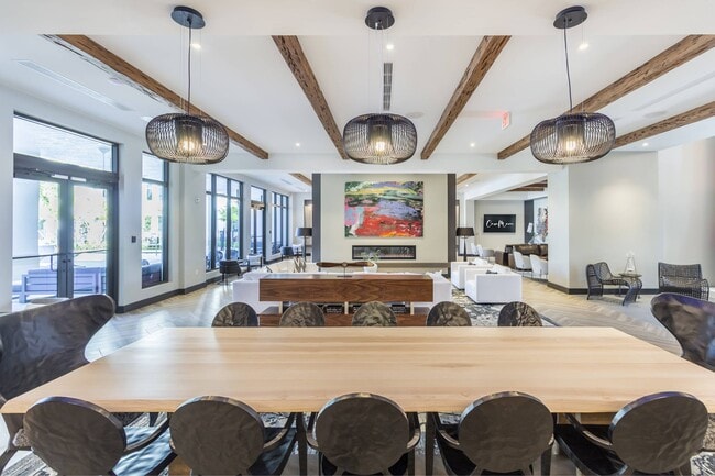 Casa Mara in West Palm Beach, FL - Foto de edificio - Building Photo