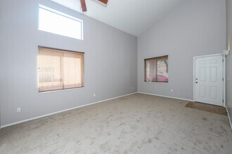 12665 E Nona Ln in Vail, AZ - Foto de edificio - Building Photo