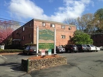 71 Nicholas Rd in Framingham, MA - Building Photo