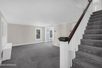 62 Elm Pl in Red Bank, NJ - Building Photo - Building Photo