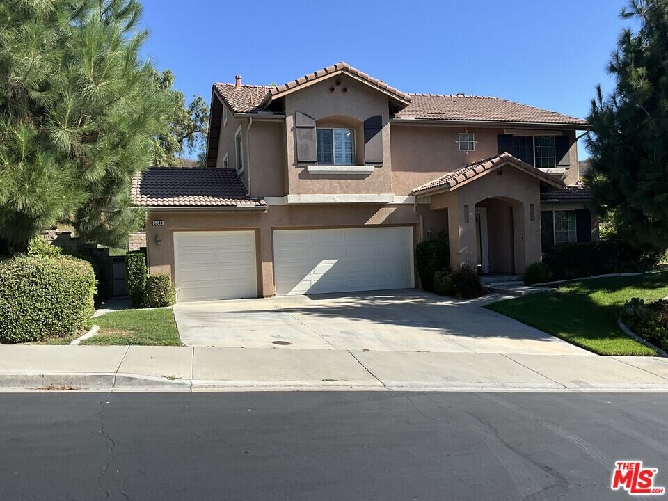 5544 Pine Ave in Chino Hills, CA - Building Photo