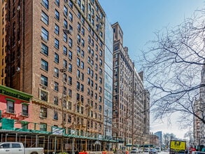 The Collection at 441 East 57th Street in New York, NY - Foto de edificio - Building Photo