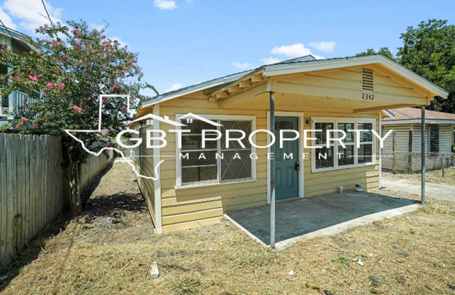 2342 Howard St in Corpus Christi, TX - Building Photo - Building Photo