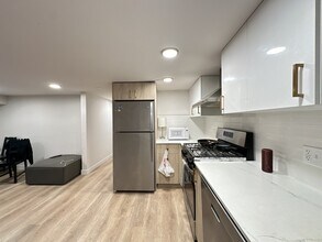 2620 W Rice St in Chicago, IL - Building Photo - Building Photo