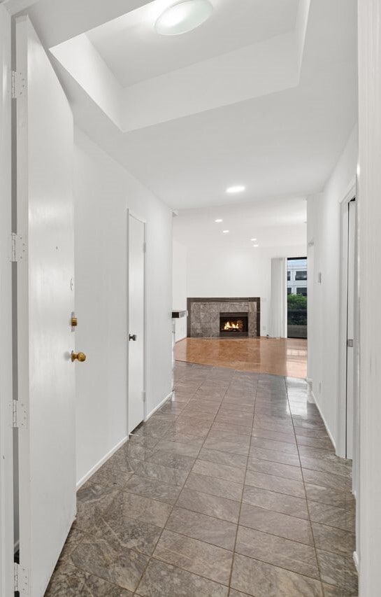 1745 S Bentley Ave, Unit 3 in Los Angeles, CA - Building Photo - Building Photo