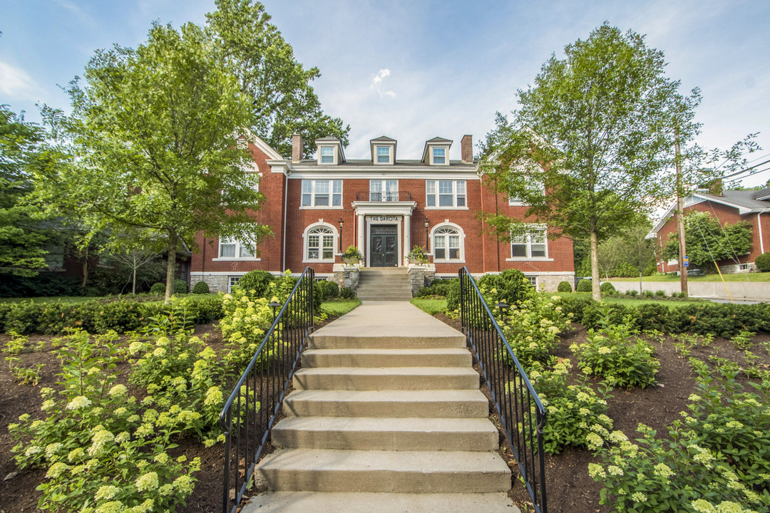 The Dakota in Lexington, KY - Building Photo